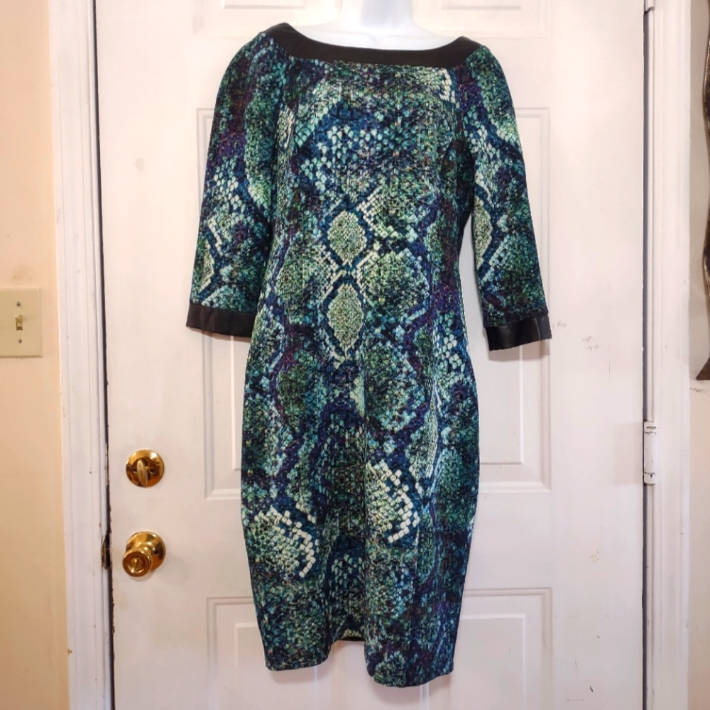 Cartise Blue/Green Snake Print 1/4 Sleeves Dress. Size 8. NWOT